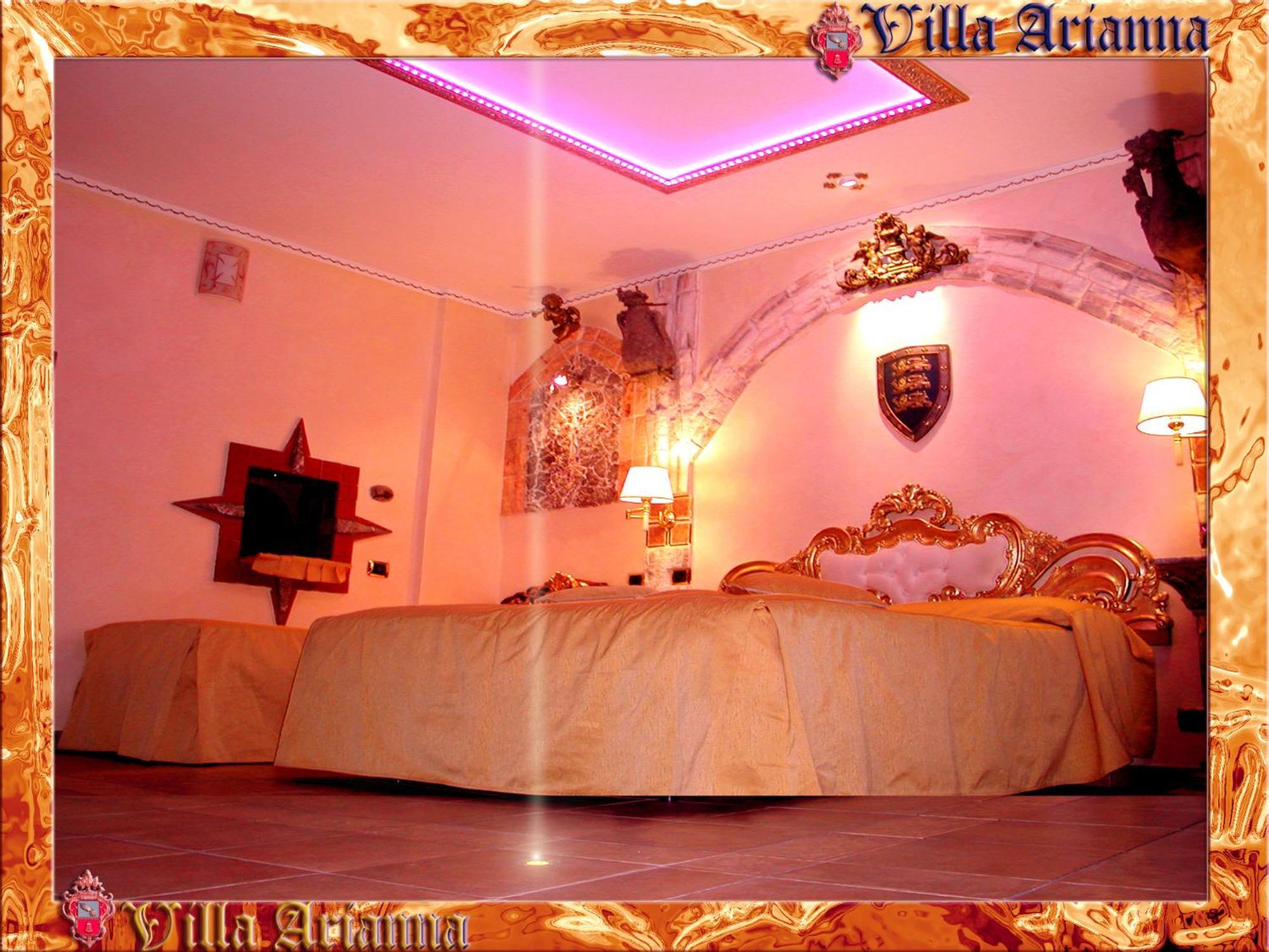 Villa Arianna B&B ตาออร์มินา ภายนอก รูปภาพ